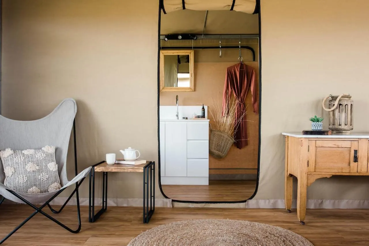 Mitchell Grass Retreat Hotel Longreach Luxury tent